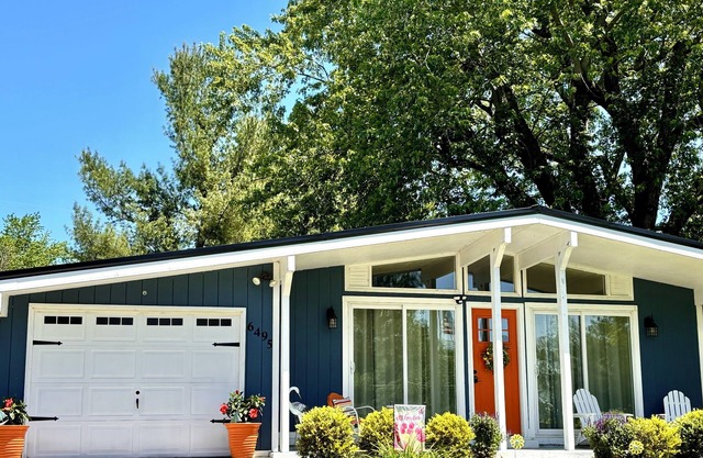 Beautiful Rocky Fork 2BR Cozy Cottage