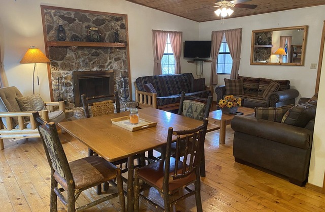 Beautiful, secluded cabin in the hills of the Ozarks.