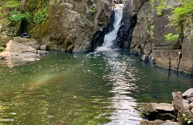 BEAUTIFUL SECLUDED RUSTIC camp site. Waterfall, creek, swimming hole & trails.