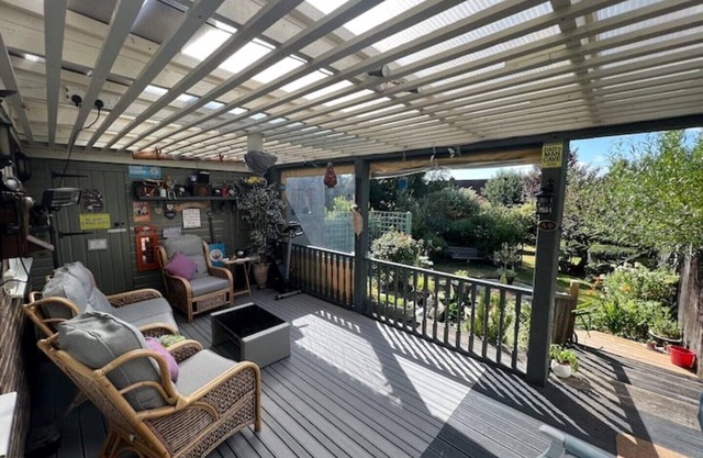 Beautiful spacious 2 Bedroom townhouse