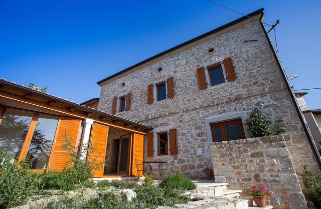 Beautiful stone house, renovated old istrian rural cottage