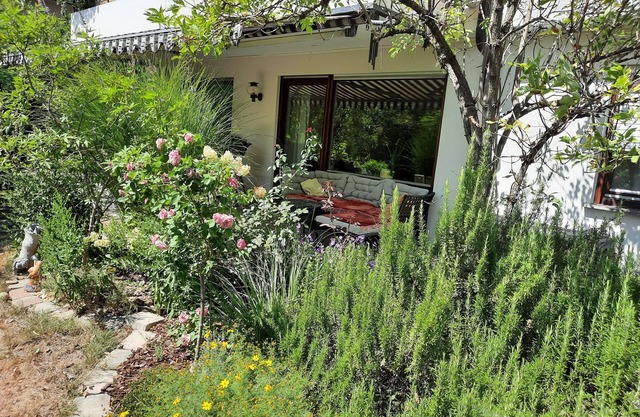 Beautiful terrace holiday apartment, 85m² 2 bedrooms and a large living room