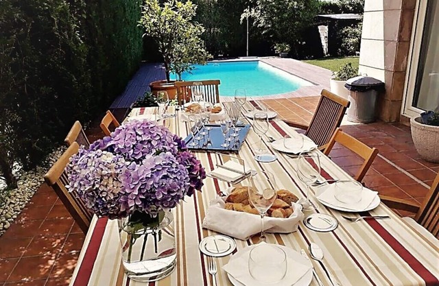 Beautiful Townhouse with Private Pool