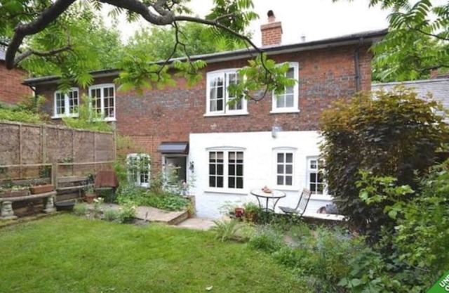 Beautiful townhouse in perfect location