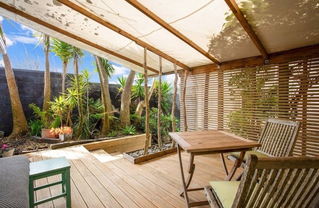 Beautiful Urban Sanctuary with Carpark