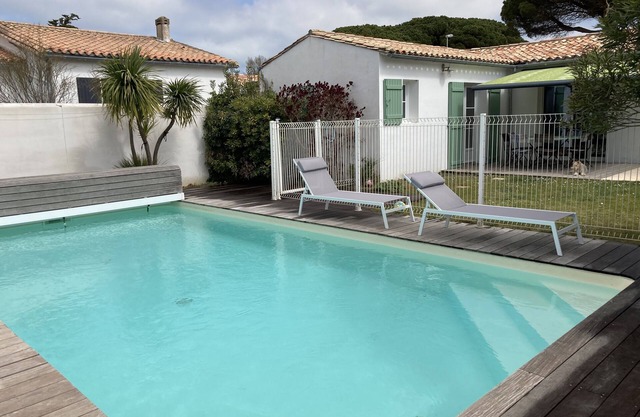 Beautiful villa near beach heated pool