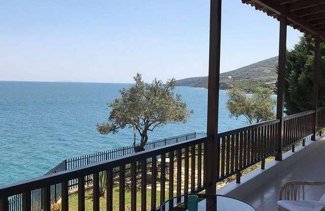 Beautiful Villa by the sea literally steps away from the beach!