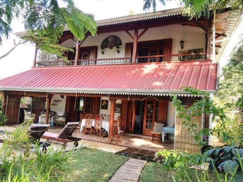 Beautiful Villa with Pool and Amazing Garden