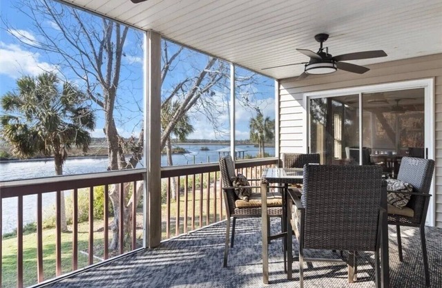 Beautiful Waterfront 3 Story Home W/Dock In Old Homosassa, Florida