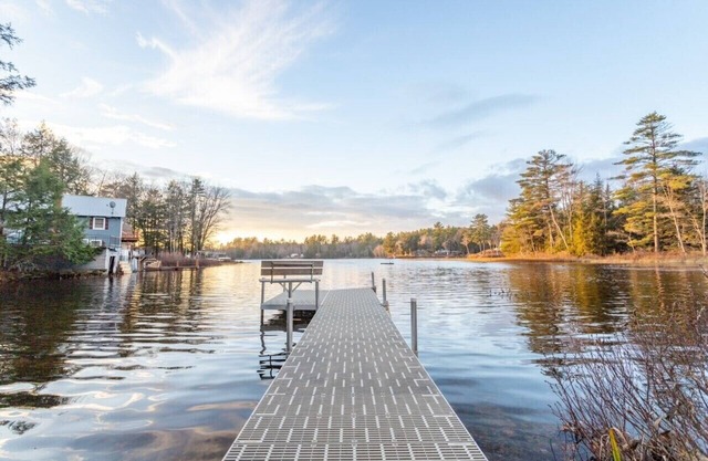 Beautiful Waterfront , four season home on charming Crescent Lake!