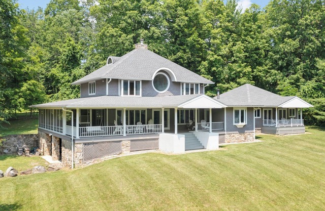 Beautiful Waterfront Home in the Foothills of the Berkshires