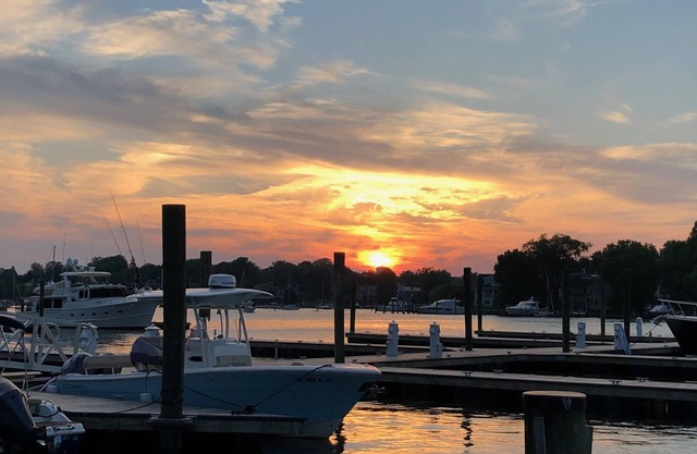 Beautiful Waterfront Townhome In Historic Annapolis