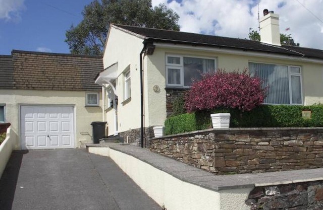 Beautiful, Well-Equipped Bungalow, Sleeps 5