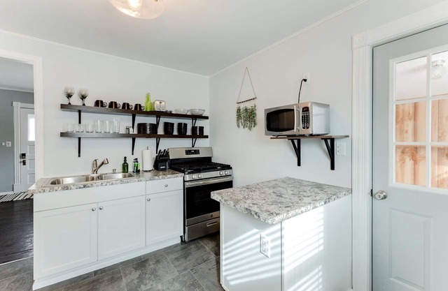 Beautifully Designed & Cozy Home All to Yourself