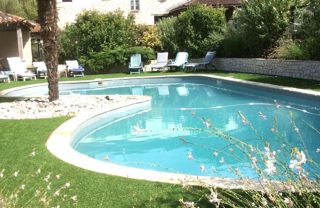 Beautifully renovated farmhouse, secure swimming pool, six en suite bedrooms.
