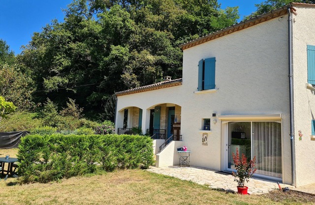 Bed & Breakfast/Chambre d'hôtes 'La Perle de Frayssinet-Le-Gélat', France