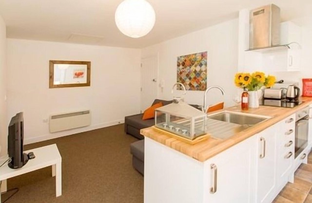 Beddoe Apartments