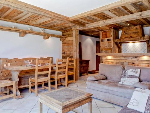 Bel appartement 3 pièces à Courchevel 1650, parking couvert, animaux acceptés - FR-1-514-34