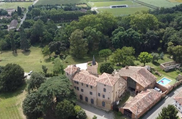 Bel appartement au Château de Fontanas