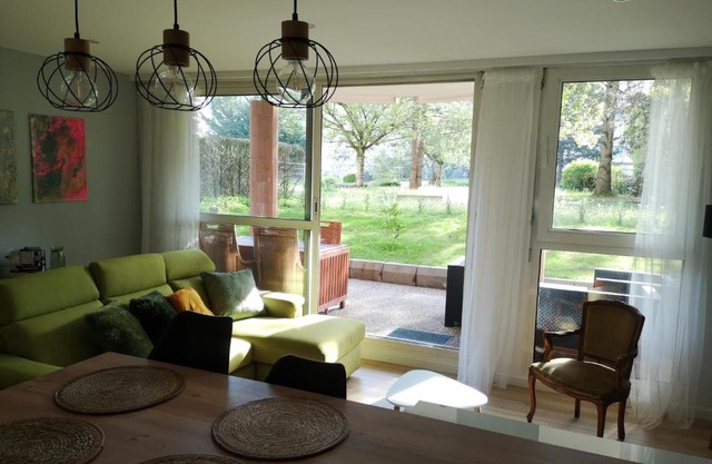 Bel Appartement avec jardin privé au calme