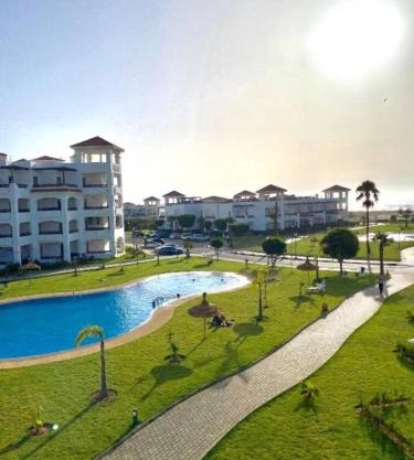Bel appartement pieds dans l'eau