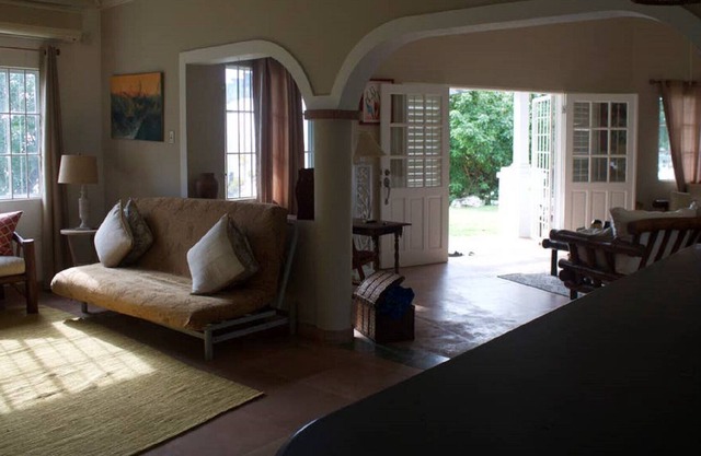 Bel Cove, Private Beachfront Villa