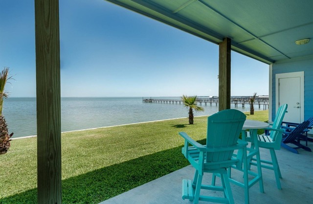 Bella Costa | Sweeping Views of Copano Bay + Pool!