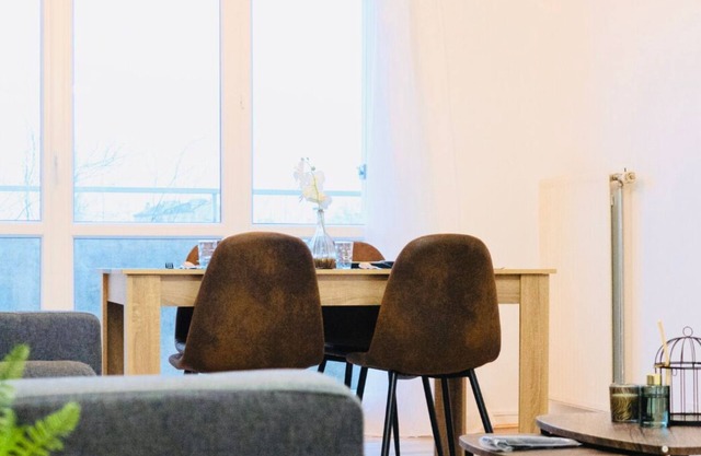 Bella Luna III: Elegant and bright Apartment-Balcony-Free parking-Massage
