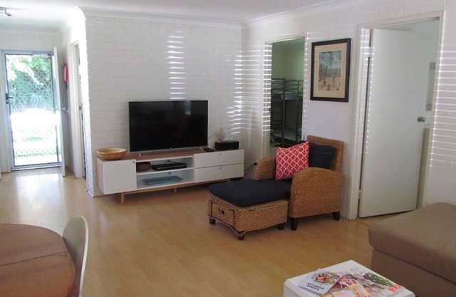 Bella Villa Manyana 19 great location short stroll to the beach and local shops