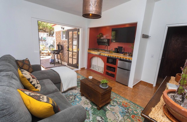 Bella Vista - Think Relaxation & Luxury - Onsite Massage w/appt. Rosarito Fun!