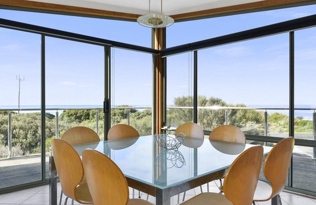 Bellbird - Some Of The Best Ocean Views At Moggs