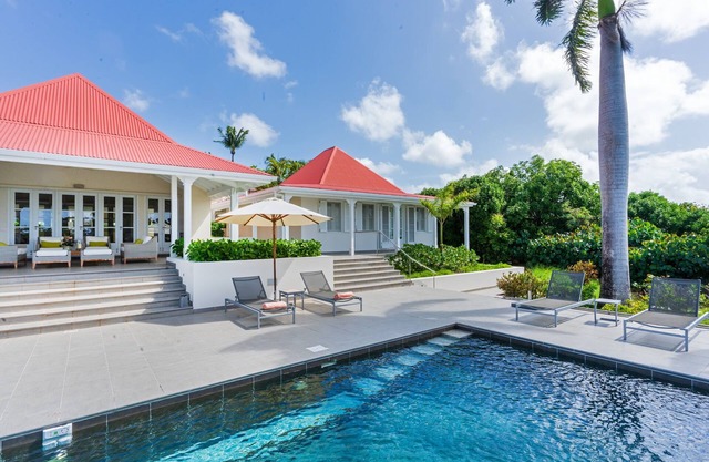 Belle Bague in Colombier by Personal Villas - Colonial-Style Villa