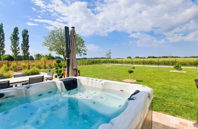 Belle Longère Rénovée Jacuzzi sud Tours 8 P./4 ch