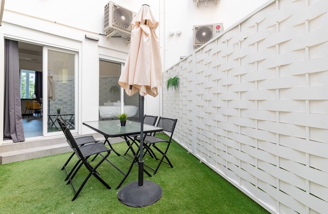 Belmar Apartments 1. WiFi + A/C + 5 Pax