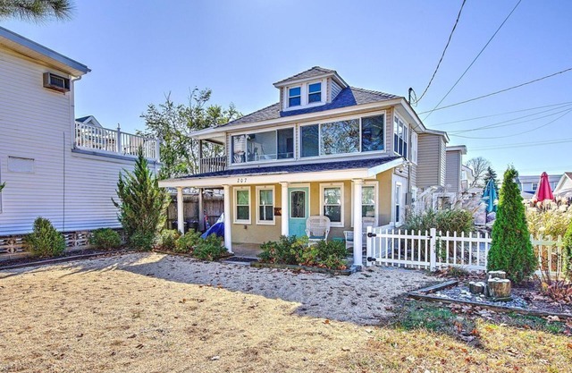 BELMAR - Relax in a House 1 Block off the Beach!