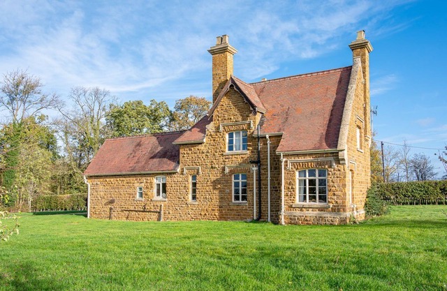 Belvoir Cottage - Luxury Cottages