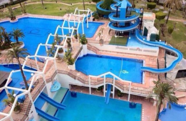 Benal Beach resort Benalmadena Malaga pools and slides wifi parking,