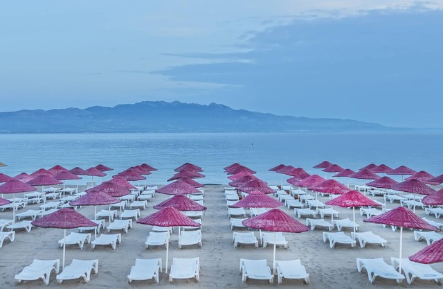 Bendis Beach Hotel