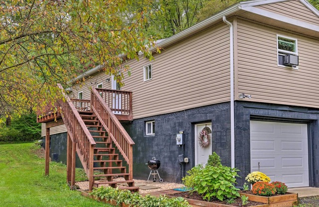 'Bernville GetAway' w/ Fire Pit, Near Boating