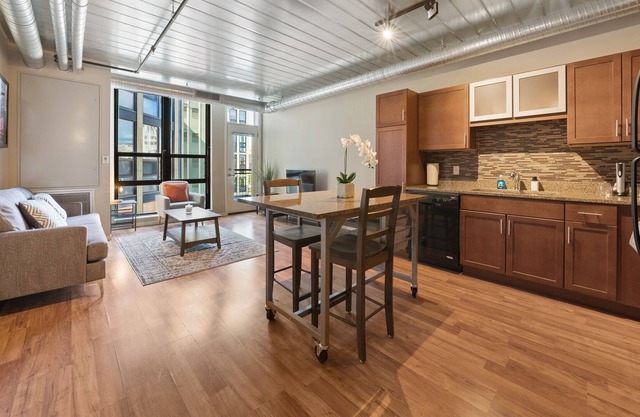 Best Location in Ann Arbor - Walking Distance to U of M 327