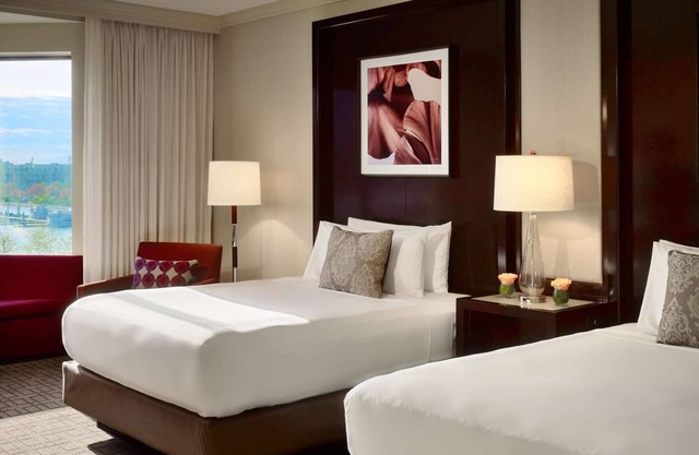 Best Place to Unwind! Near National Aquarium Baltimore, Pet-Friendly