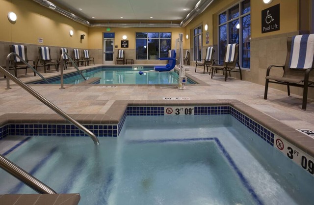 Best Value, Quality Stay! 3 King Bed Deluxe Units, Indoor Pool!