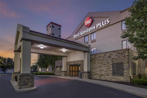 Best Western Plus Lee's Summit Hotel & Suites