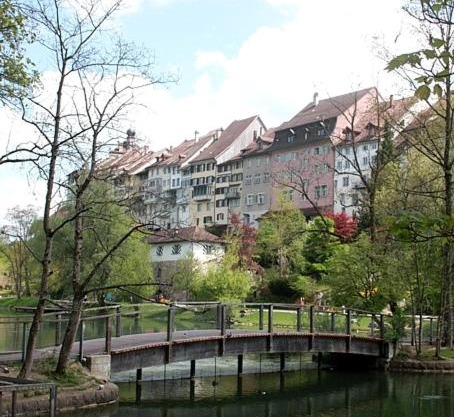 Bett am Weiher