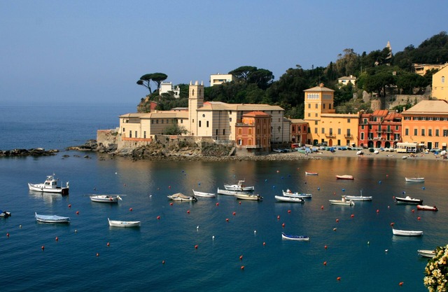 Between Portofino and Five Lands nice flat PRIVATE GARAGE terraces air-condition
