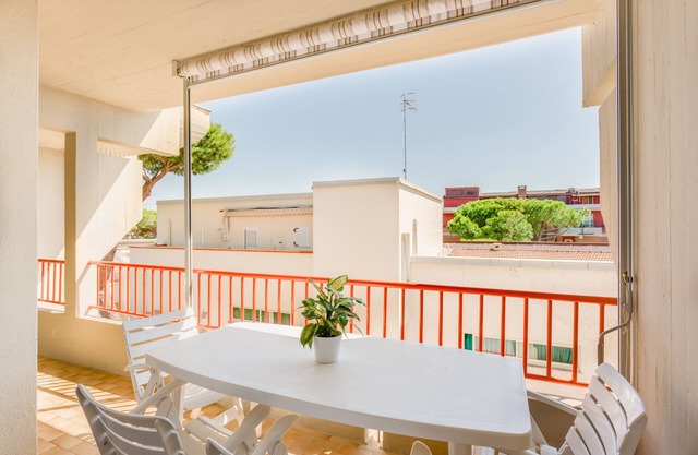 BEYOND SEA APARTMENTS - SPACIOUS APARTMENT