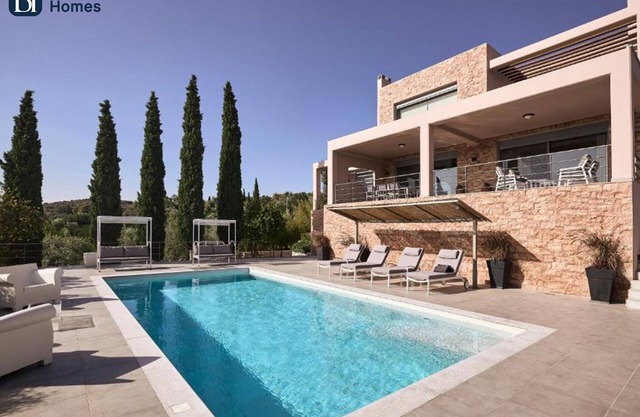 BH225 - C - Villa Nafplio