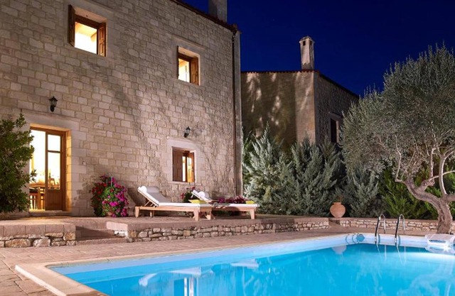 BH328 - B - Villa Rethymno