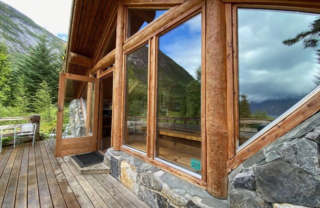 Big Cabin sleeps 2-9 people, open fire place, view of the Sognefjord