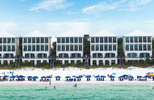 BIG DISCOUNTS Aug–Oct ON BEACH/HEATED SPLASH POOL/BCH SVC/ELEVATOR/LOADED!